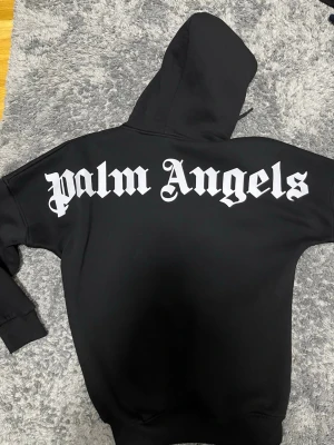 Palm Angels Hoodie - En skön Palm Angela hoodie av bomull