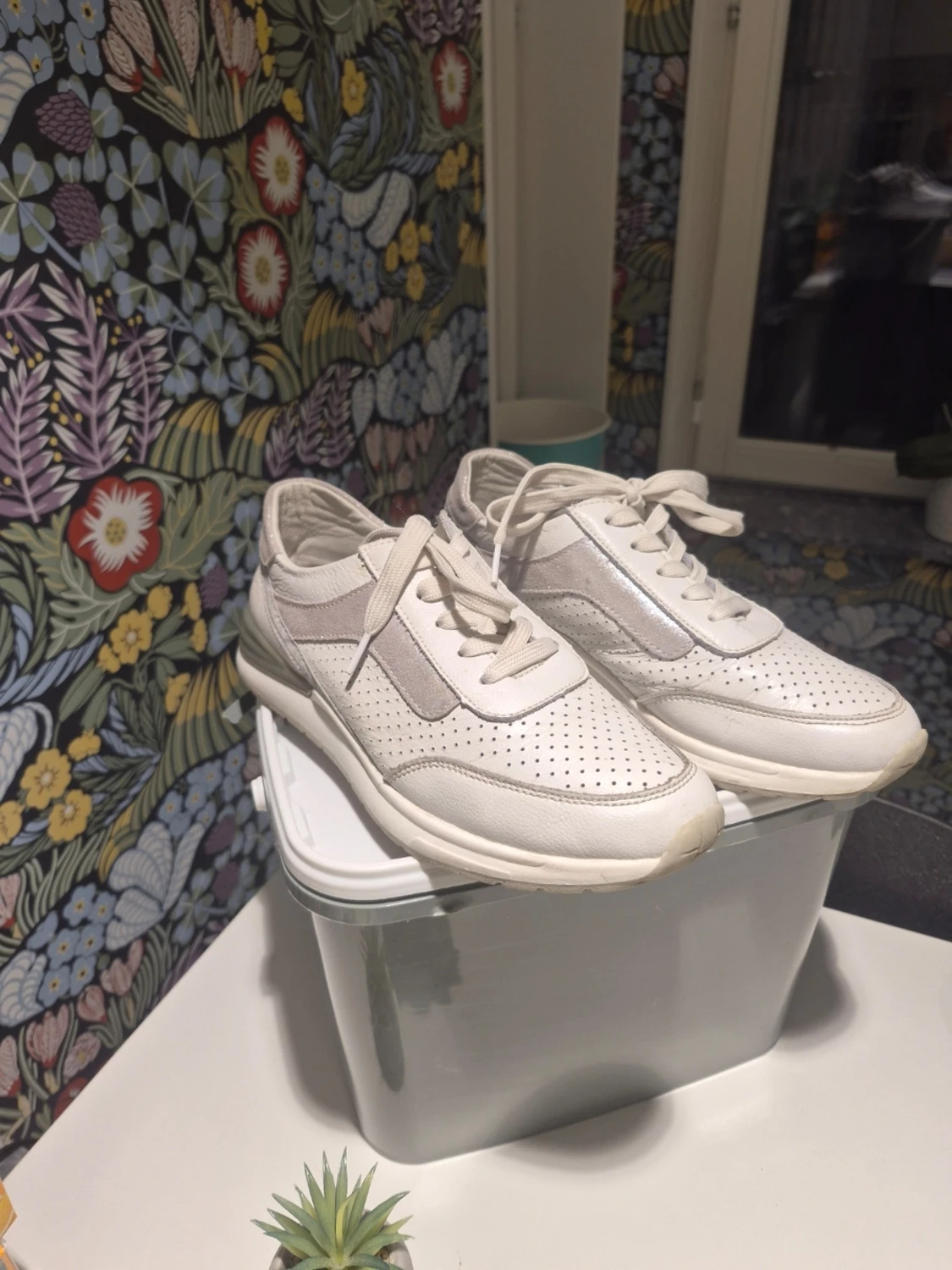 Goodin Comfort Sneakers, Vit/Silver, Storlek 39 - 1