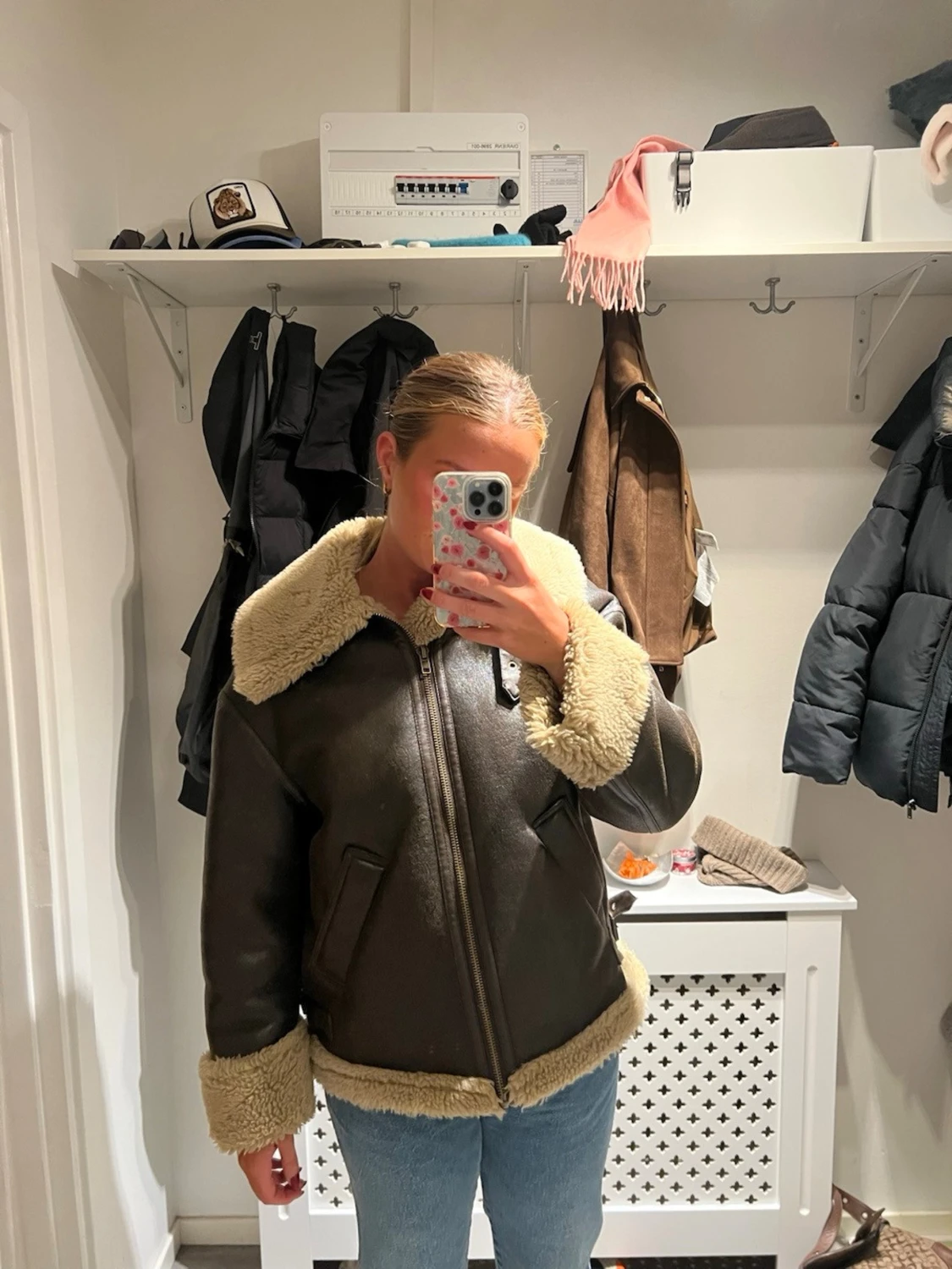 Brun teddyjacka från Zara, storlek S - 4