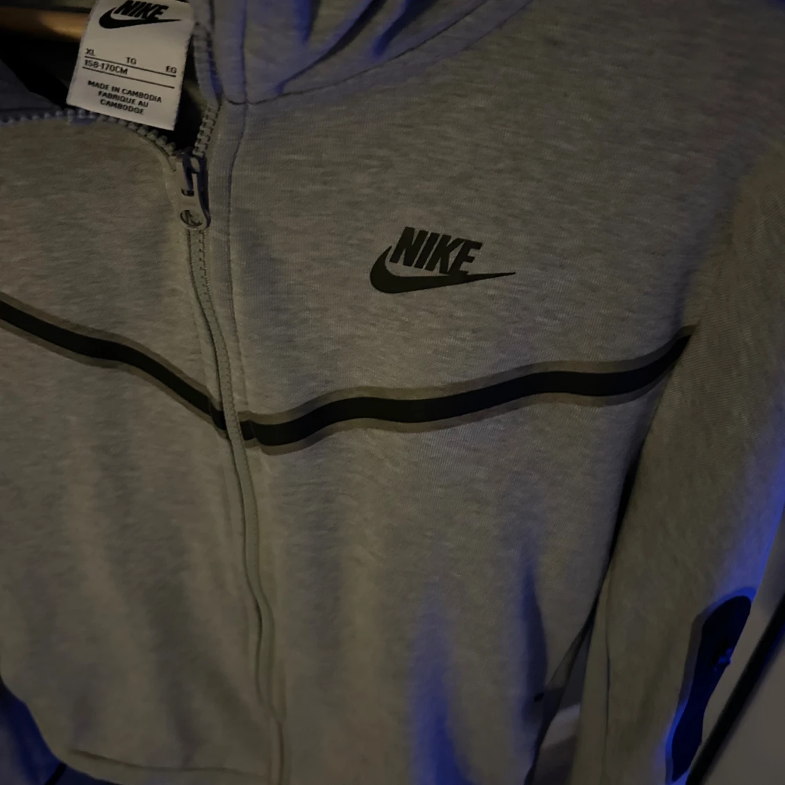 Grå Nike tech fleece - 3