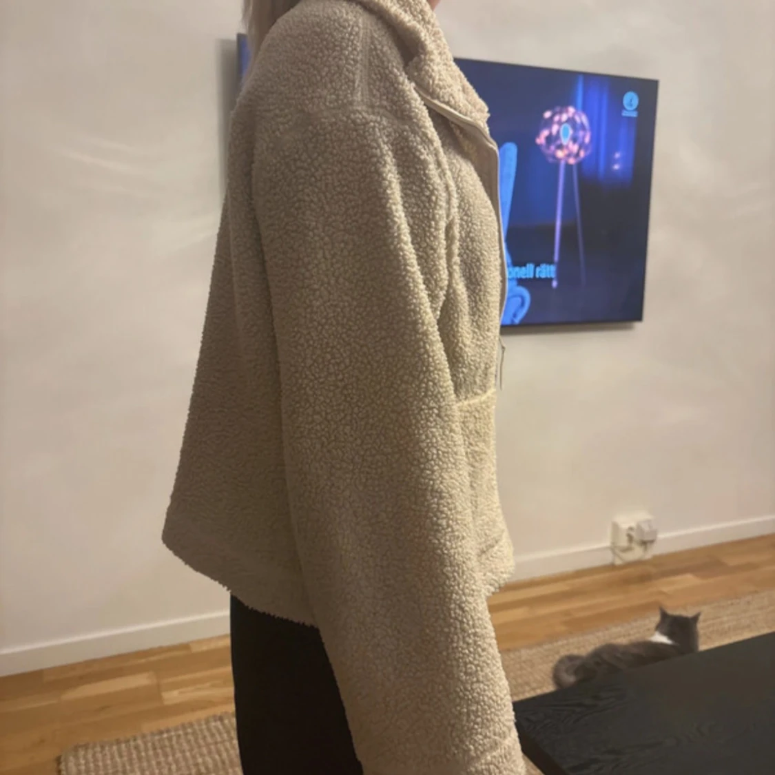 Beige teddyjacka med dragkedja M - 1