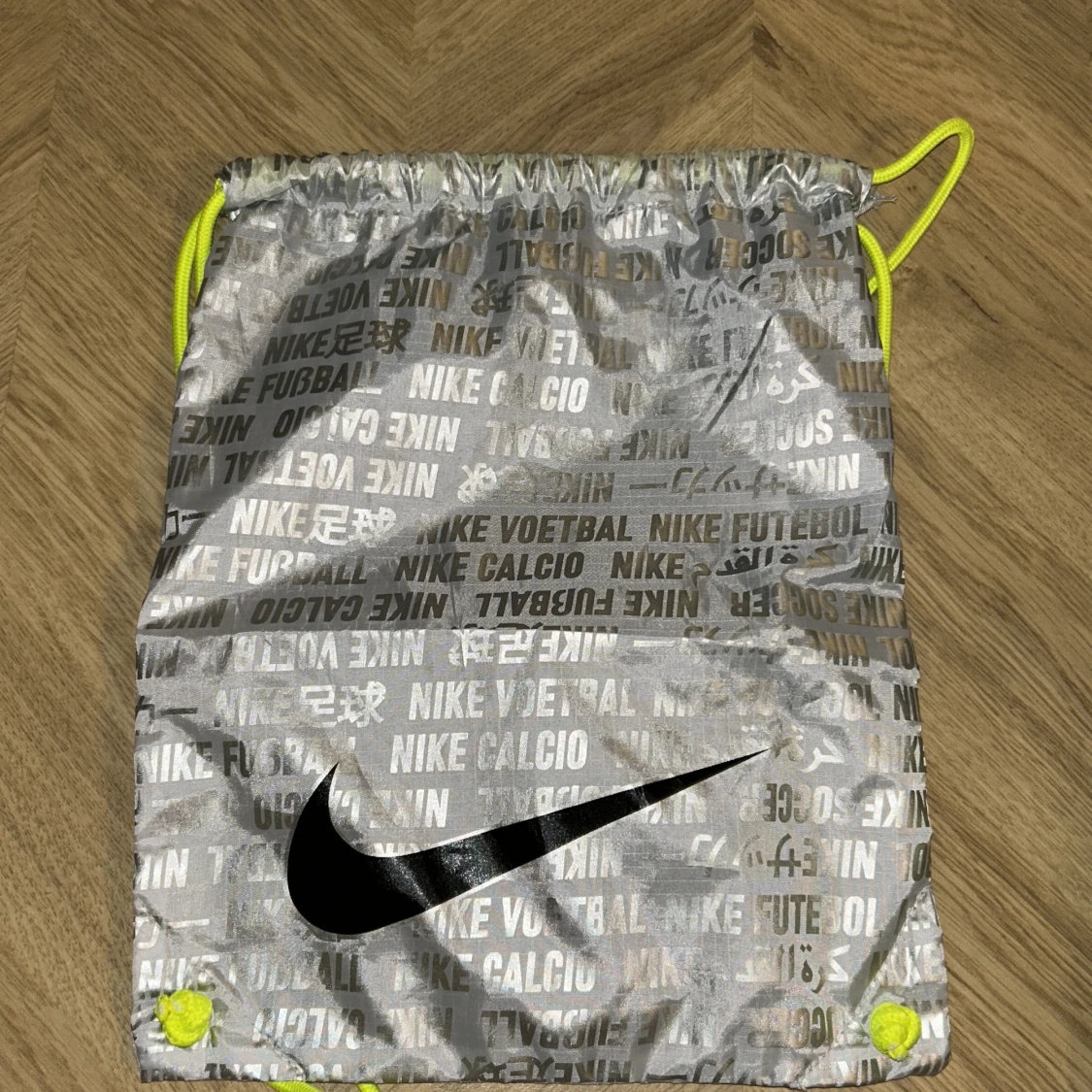 Nike Mercurial fotbollsskor neongula - 1