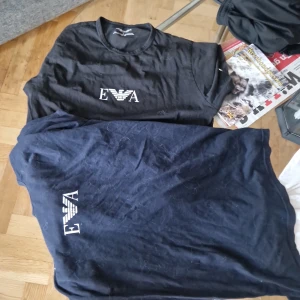 Ea7 t shirts - Alla 3 för 500,om du vill köpa en 150 kr st,alla storlek L