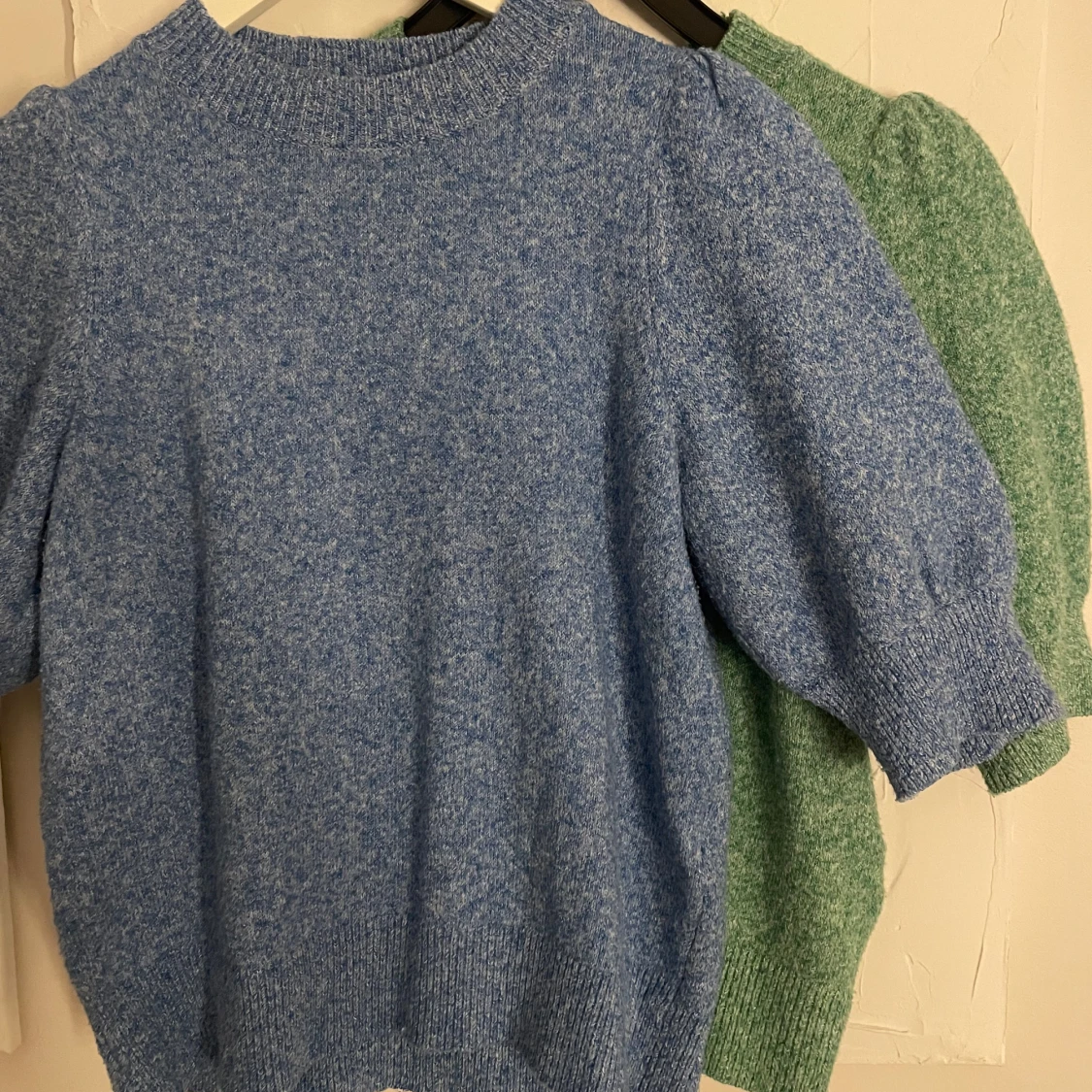 Blå och grön stickad tröja Vero Moda