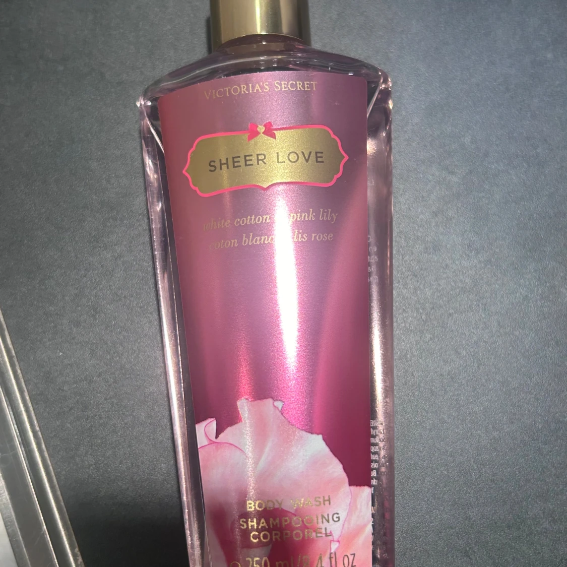 Victoria's Secret Sheer Love Body Wash - 1