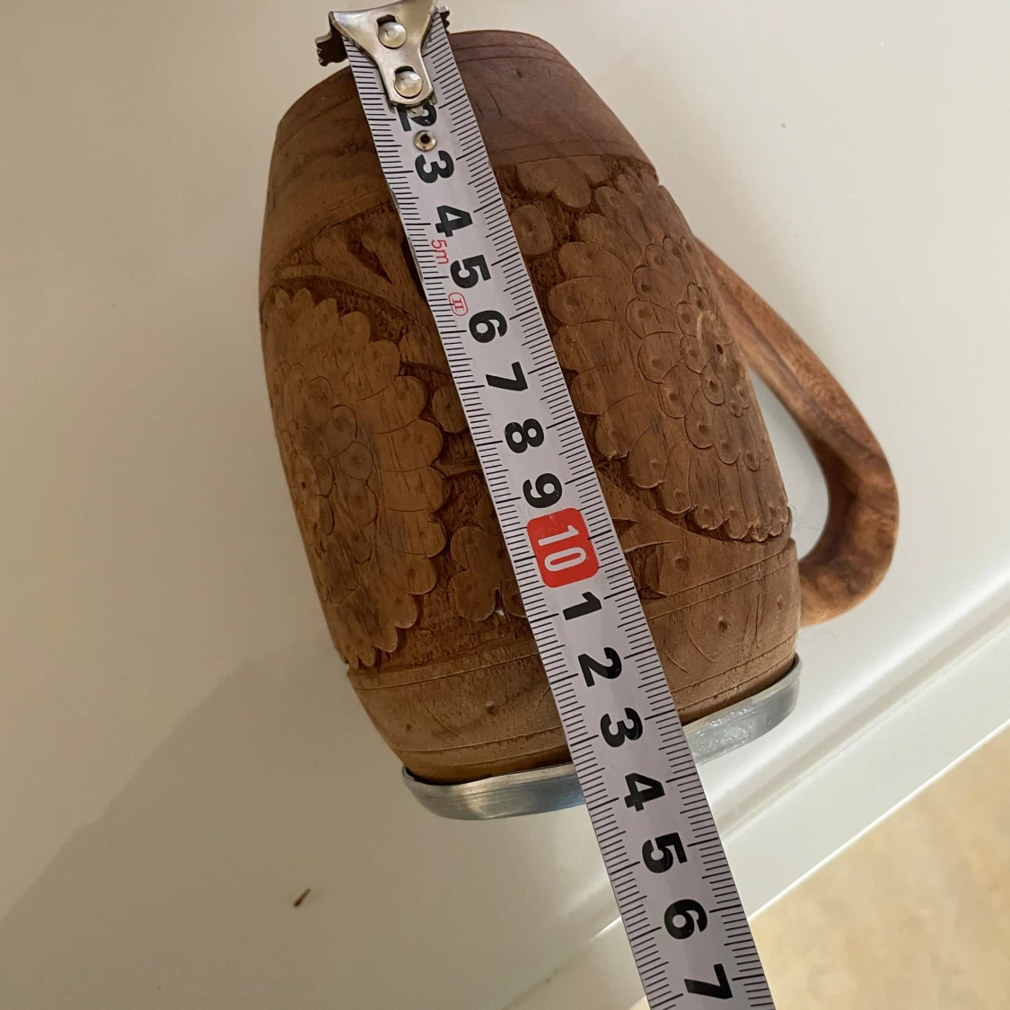 handskuren träölmugg - 3