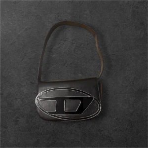 D Väska   - D väska:Snygg svart axelväska 