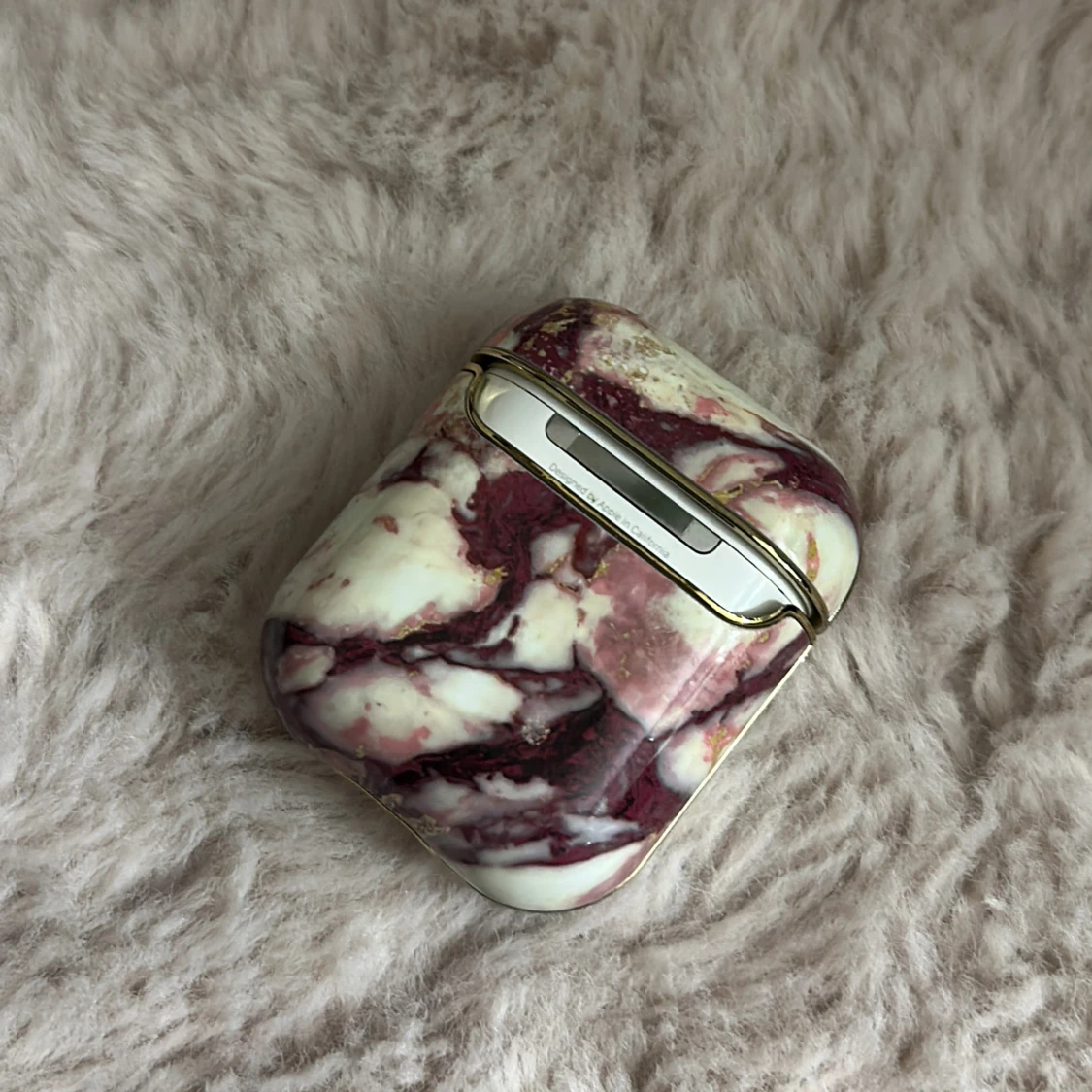AirPods skal (Gen 2) från iDeal of Sweden Marble case - 1