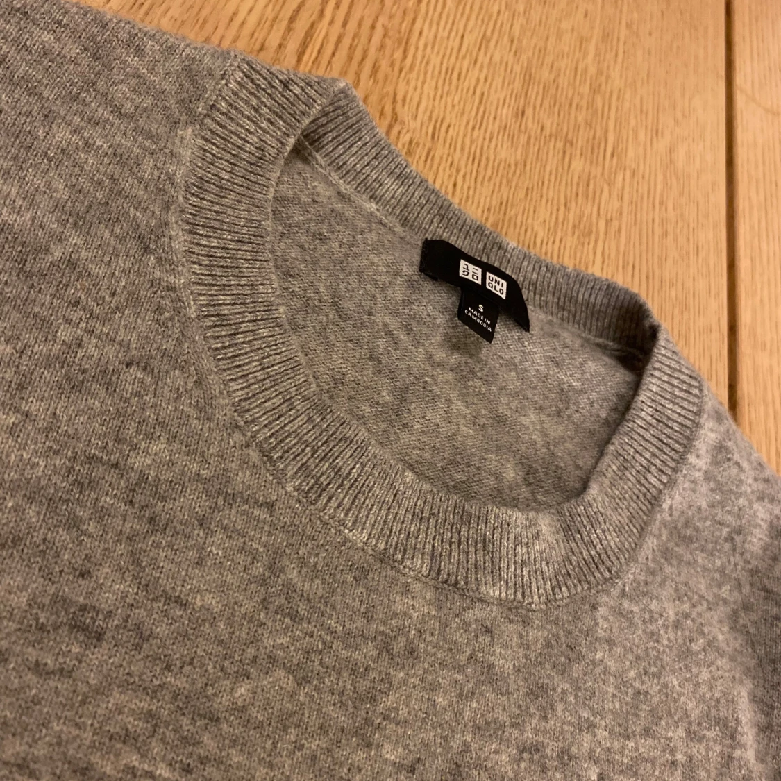 Cashmere tröja - 1