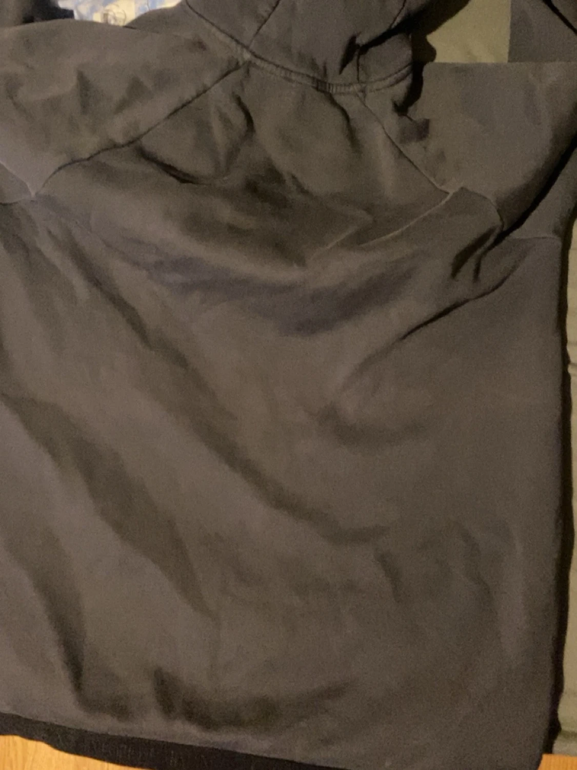 Svart hoodie från EA7 Emporio Armani - 4