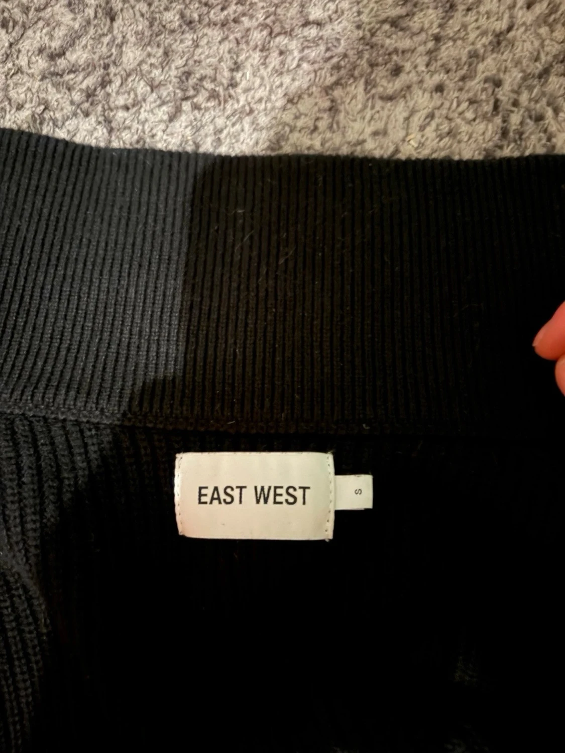 Svart ziptröja med krage - 3