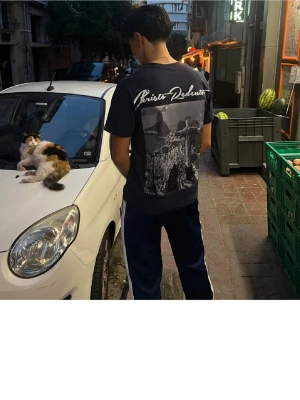  t-shirt med tryck och text - Storlek S