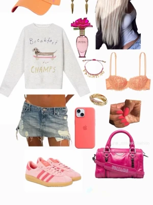 Breakfast for champs  - Säljer denna populära breakfast for champs tröjan!!🤍 sista bilden är lånad. Inga defekter alls, priset kan diskuteras vid snabbt köp🙏vet inte märket då jag köpte från plick 