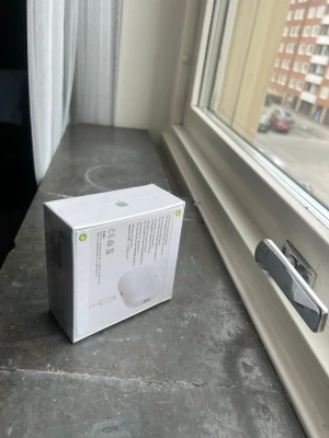 Apple AirPods Pro gen 2 - Oöppnad. Pris kan diskuteras vid snabb affär 