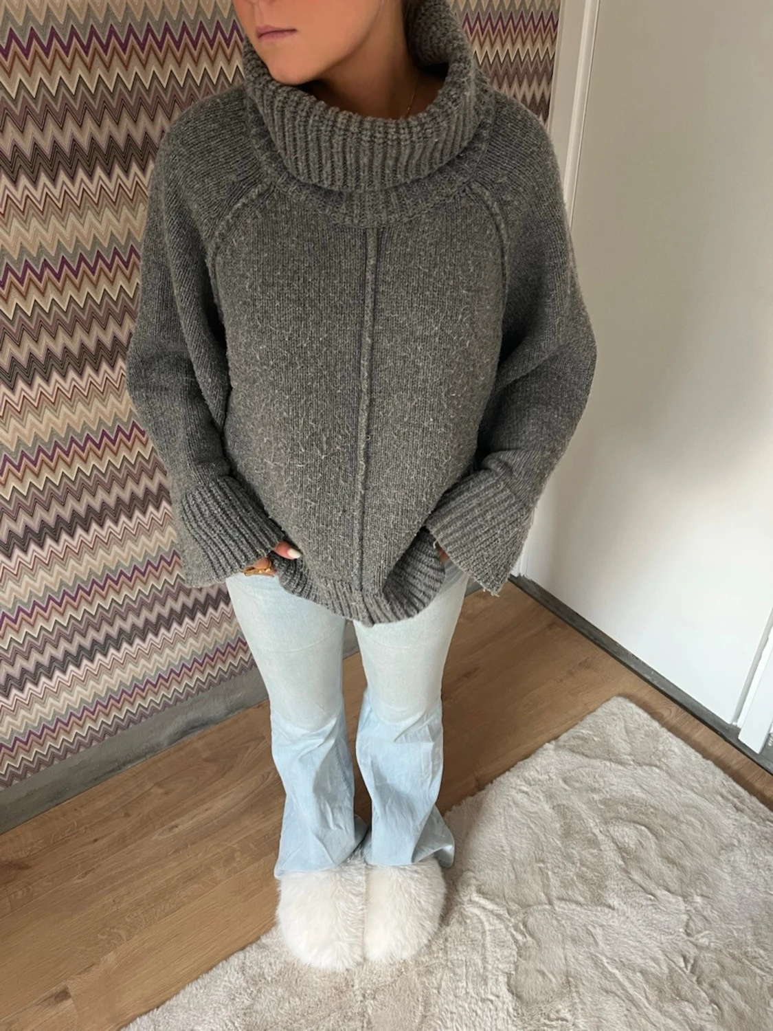 Grå oversized stickad polotröja - 2