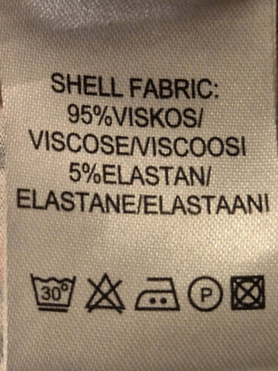 Mönstrad omlottklänning från Indiska - 3