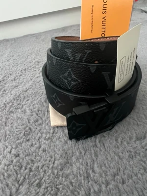 Zara bälte  - Helt nyt bälte med box och allt 