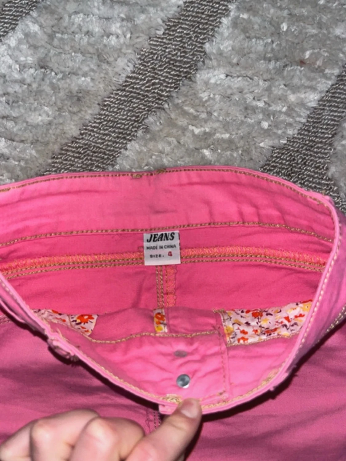 Rosa jeanskjol med dubbla knappar - 1