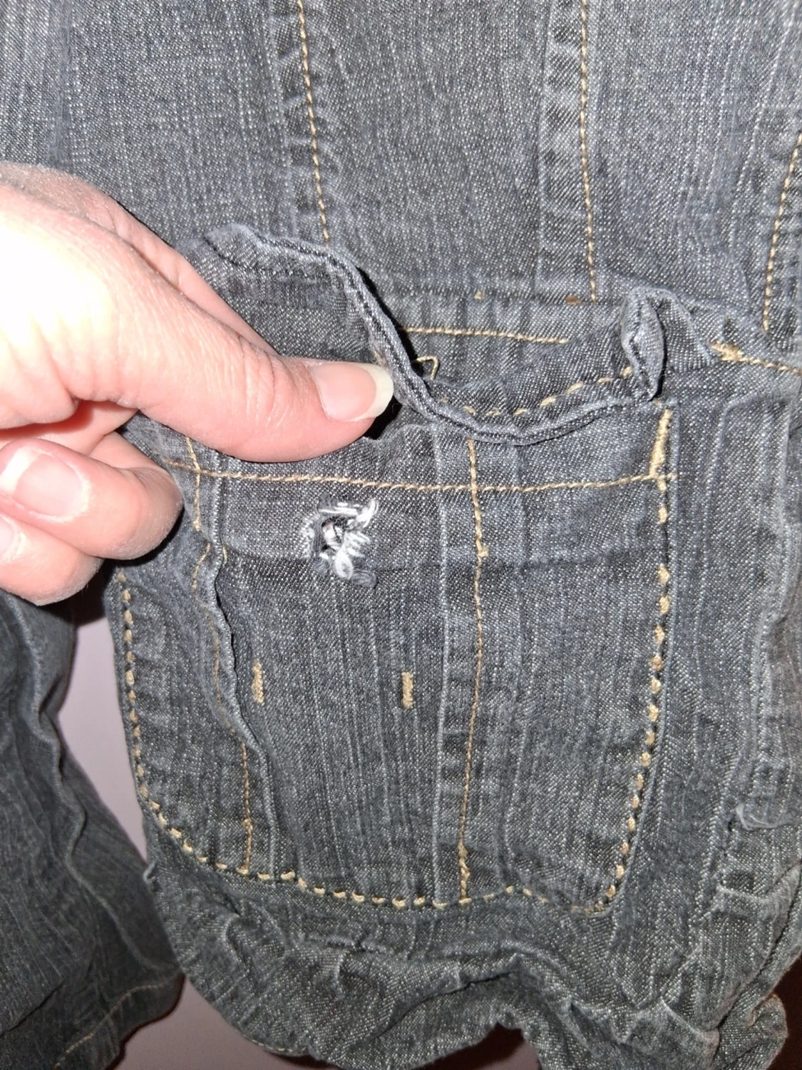 Grå jeansjacka med broderi från Mexx - 2