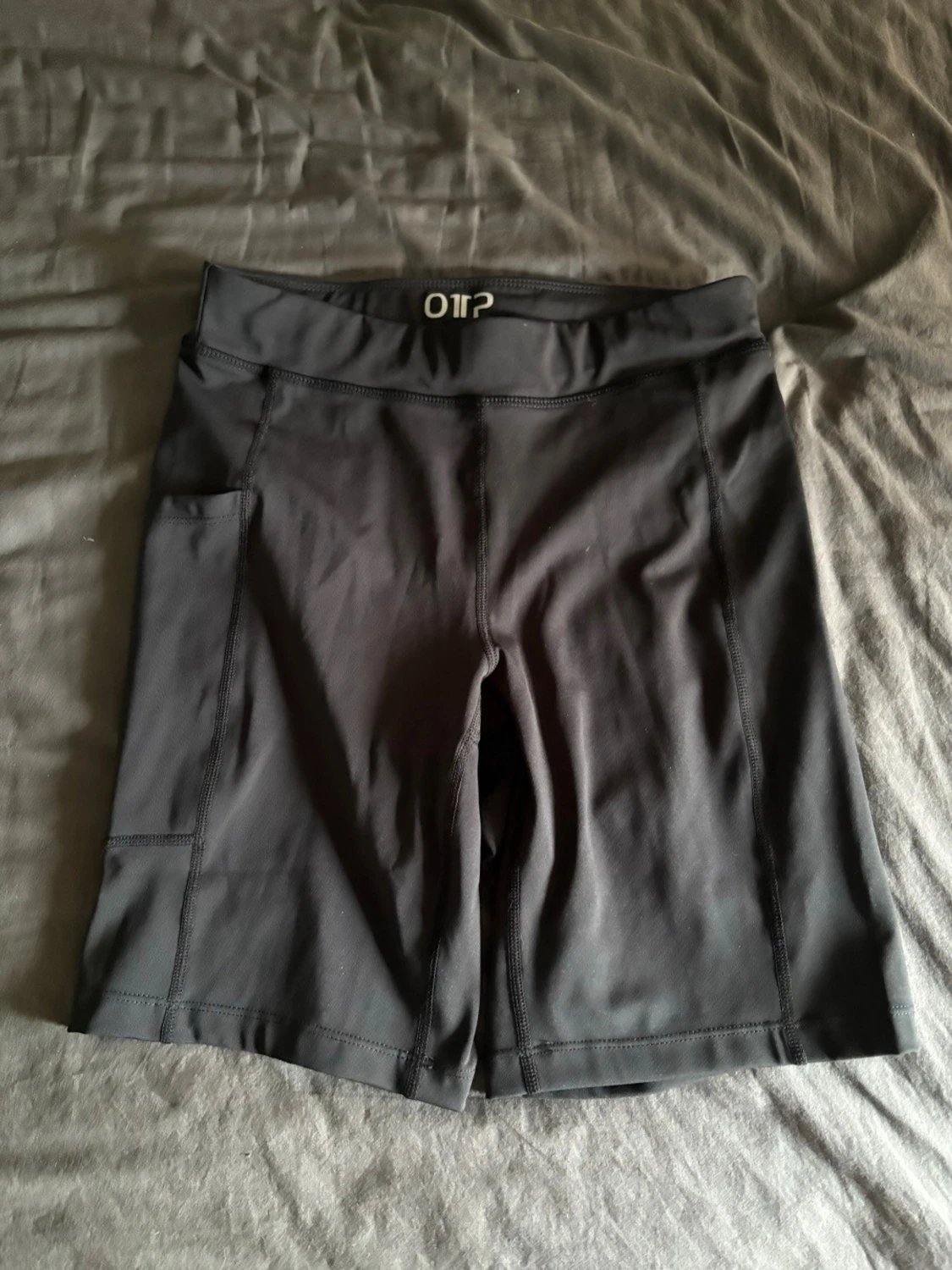 Svarta träningstights shorts OTP