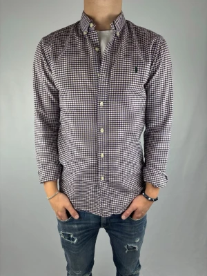 Ralph Lauren skjorta  - Ralph Lauren skjorta | storlek M | skick 8/10 | modellen är 180 cm | skriv vid minsta fundering 