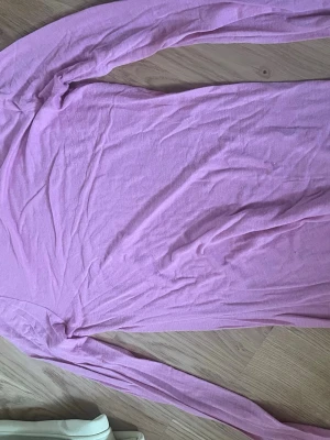 intimissimitröja rosa   - jätte fin intimissimitröja i rosa, mkt bra skick storlek S❤️
