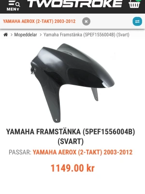 Yamaha framstänka vit Aerox - Säljer en vit framstänka till Yamaha Aerox (2-takt) 2003-2012. Tillverkad i plast med blank finish och aerodynamisk form. Perfekt för dig som vill byta ut eller uppgradera din mopeds framskärm.