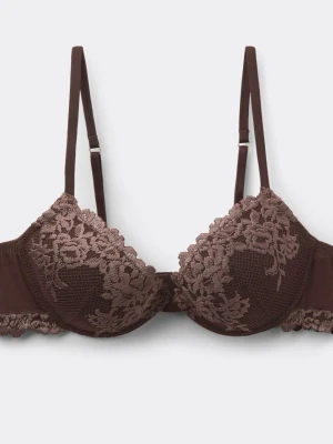 Intimissimi BH - Helt sprillans ny med prislapp!! Helt nyköpt!! Storlek 75B. Jättefin ny brun färg, nyhet!! Nypris 500kr och den är som sagt helt helt ny!!