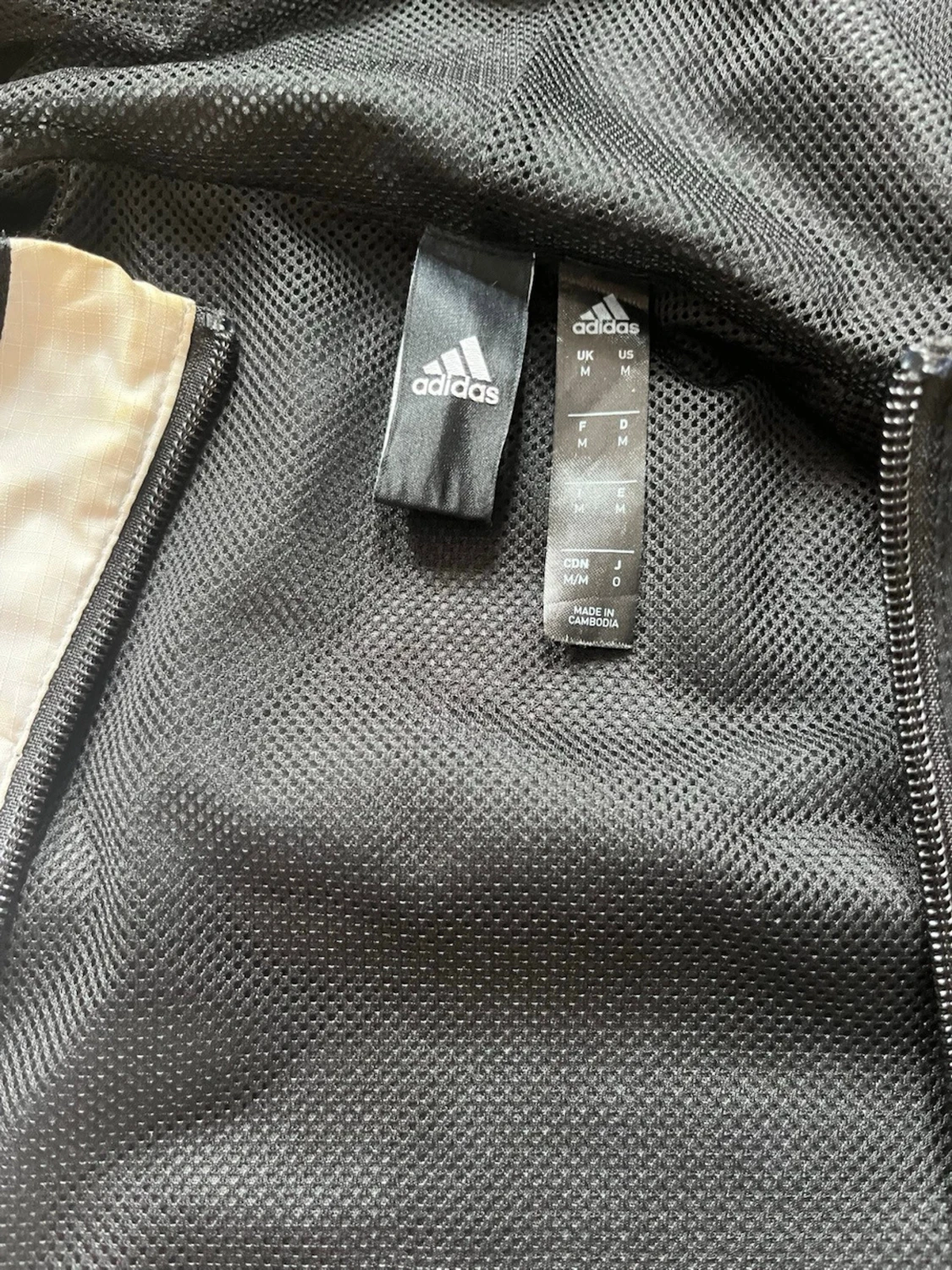 Svart vindjacka från Adidas - 3