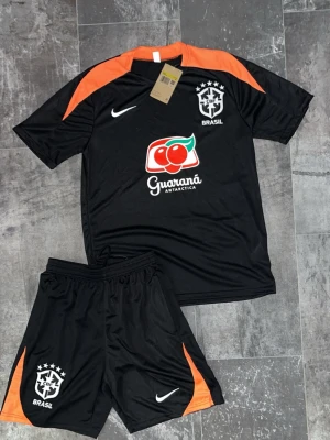 Brazil träningskläder  - Helt nya med prislapp storlek S