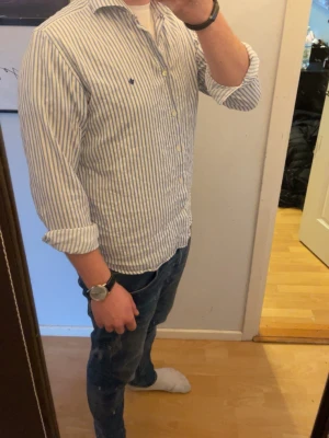 Morris skjorta  - Morris skjorta i väldigt bra skick 