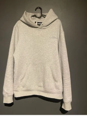 J.lindberg Hoddie - Märke: J.Lindeberg | Skick: 8/10 | Storlek: M