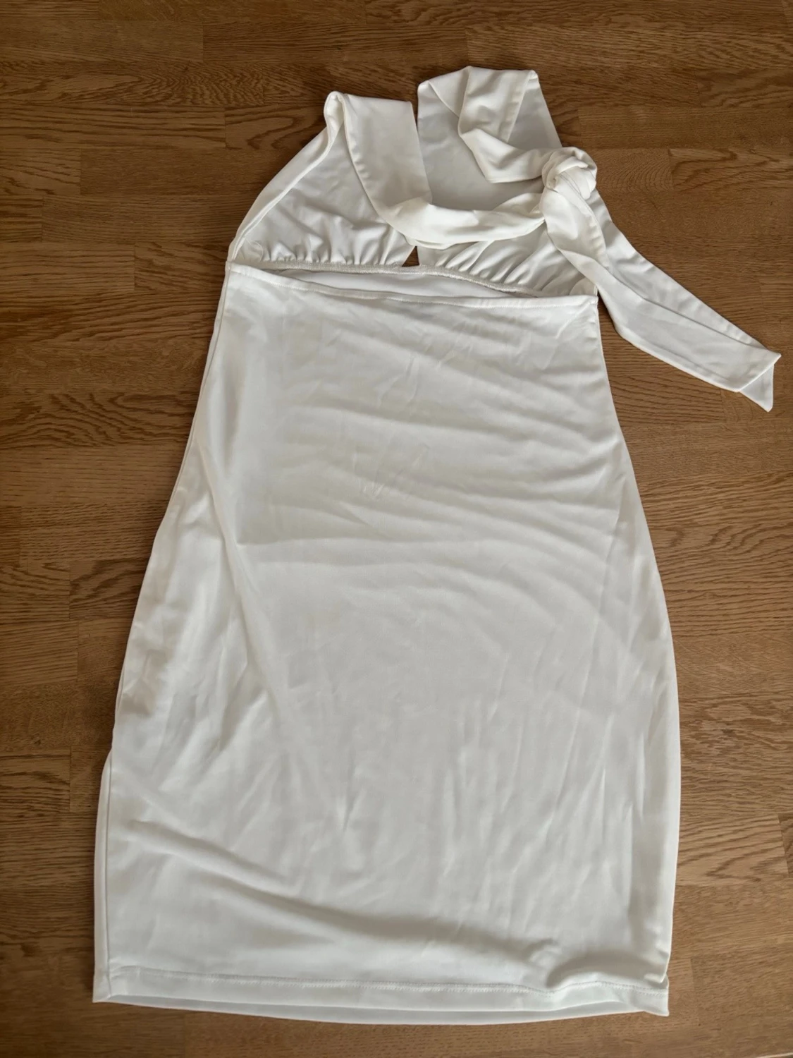 Vit kort klänning - 3