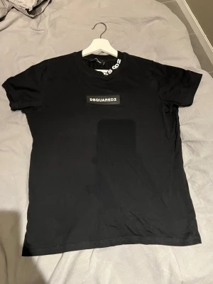 Dsquared t shirt - I bra skick