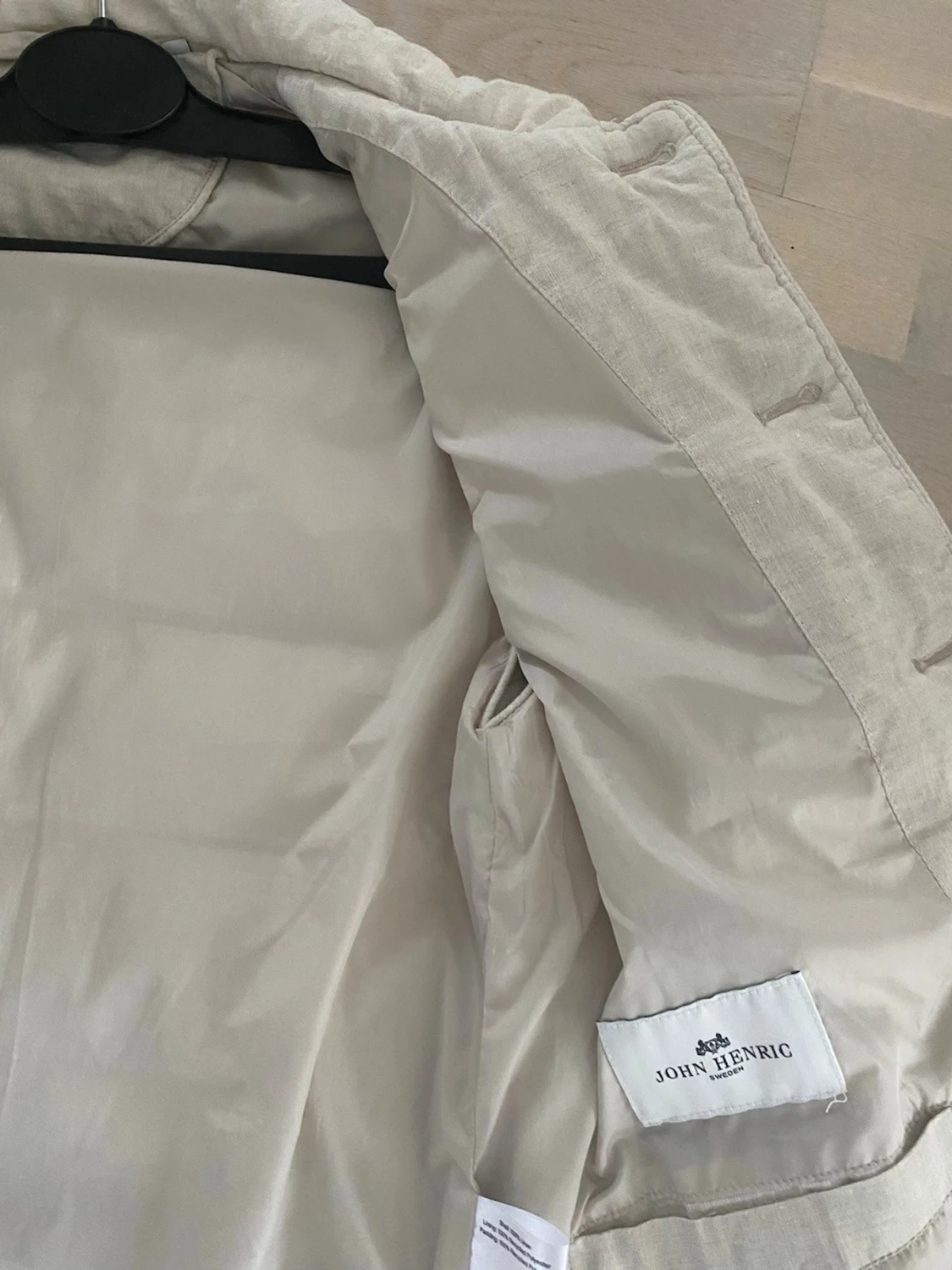 Beige dunväst från John Henric - 1