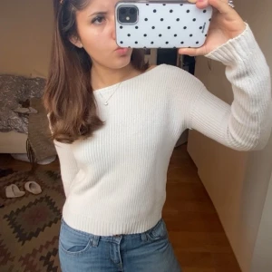 Off-shoulder tröja - Hör av dig för fler bilder/frågor!💓