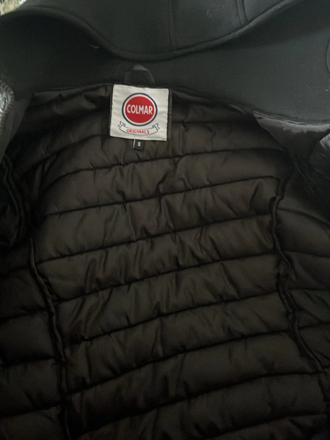 Svart pufferjacka från Colmar BYTE GÅR OCKSÅ - 1