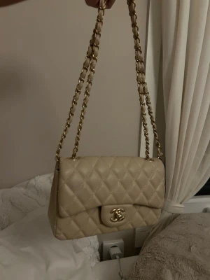 Beige väska - jättefin köpt utomlands