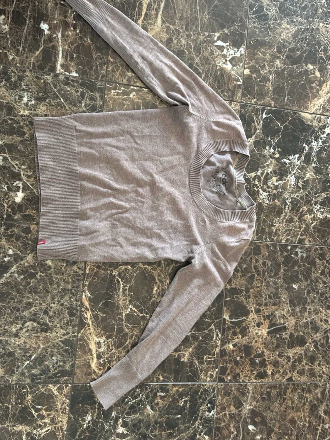 Brun stickad tröja med rund hals - 2
