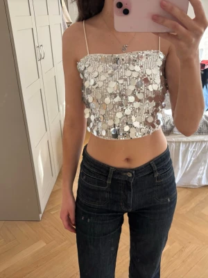 Fest topp - As snygg!! Köpt på vinted, står inte märke 🌸🌸