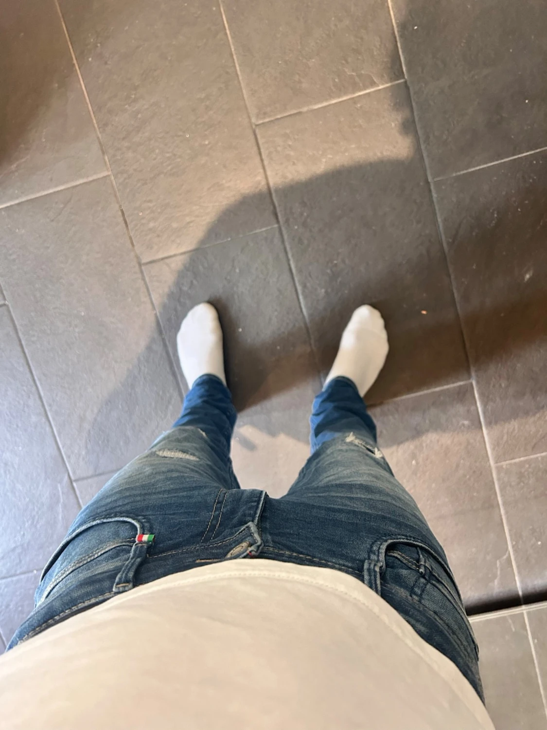 Blå slim fit jeans med slitningar - 2