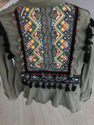 INTRESSEKOLL!!! - intressekoll på denna jacka från zara i storlek S! Tryck ej på köp nu!!!!!!