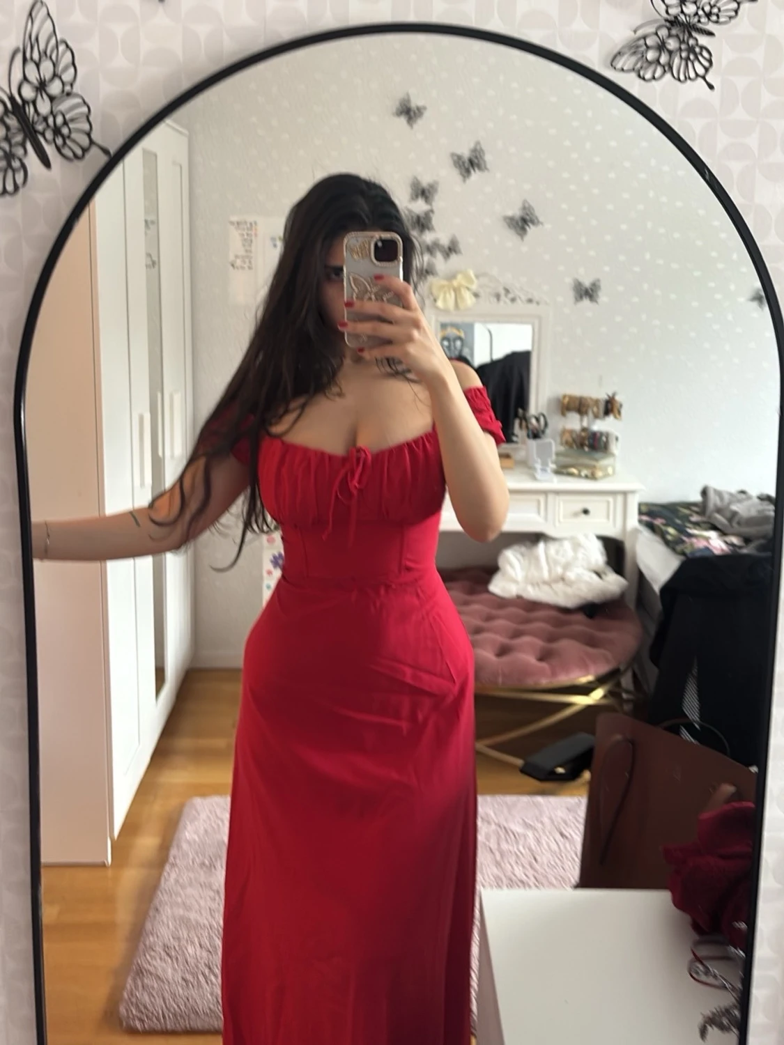 Röd långklänning med snörning