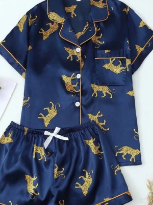 Leopard pyjamas - Super fin leopard pyjamas använd typ 1 gång