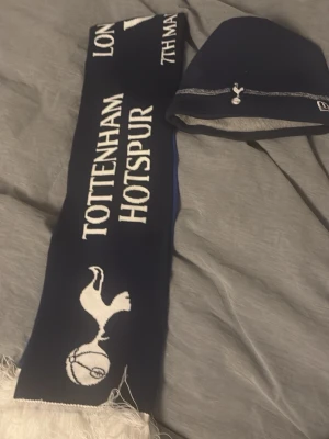 Spurs scarf och mössa - Spurs scarf och mössa