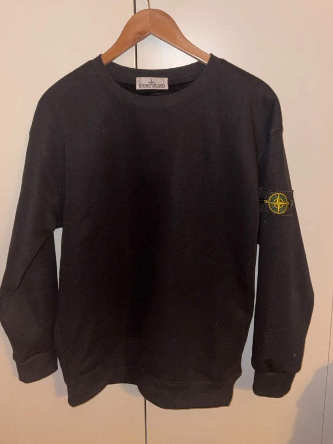 Svart sweatshirt från Stone Island