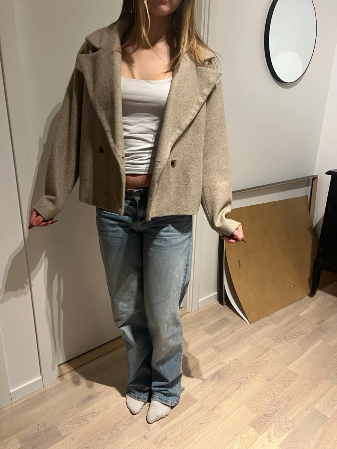 Beige croppad kavajjacka - 1