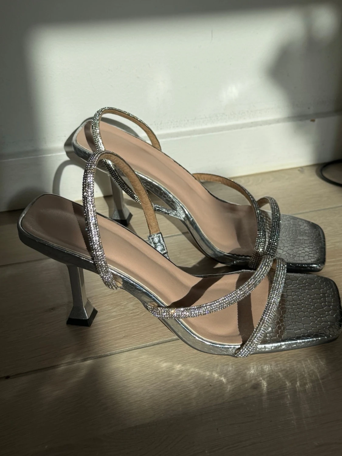 Silvriga pumps - 1