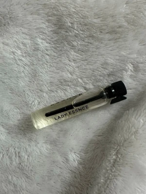 Essence  - Essnce parfym