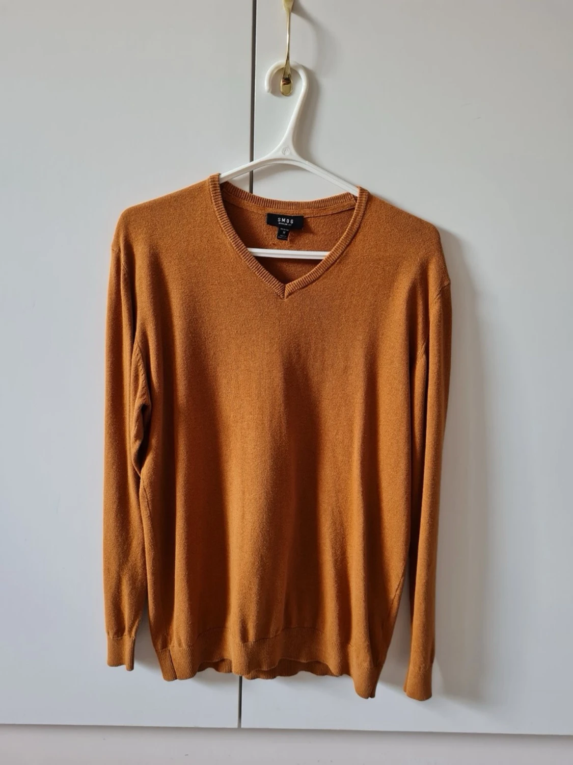V-ringad tröja från SMOG (New Yorker) strl M